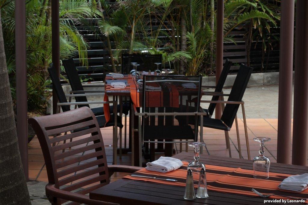 Hotel Le Saint Denis Nhà hàng bức ảnh