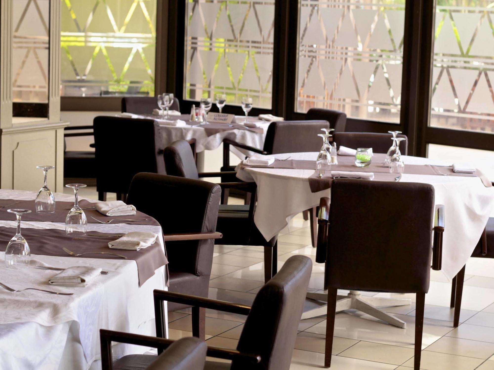 Hotel Le Saint Denis Ngoại thất bức ảnh