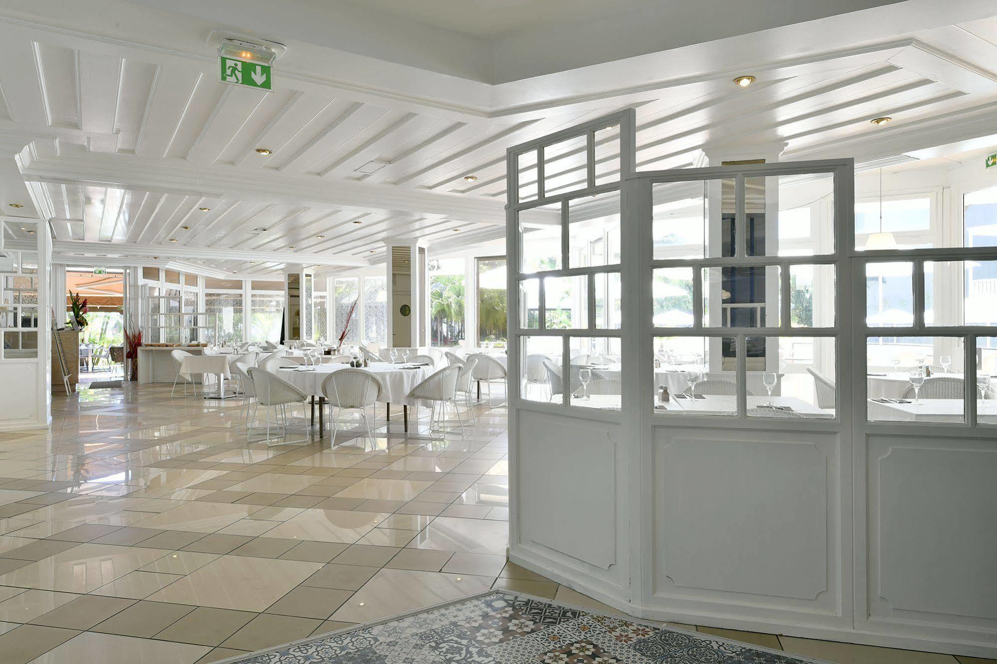 Hotel Le Saint Denis Ngoại thất bức ảnh